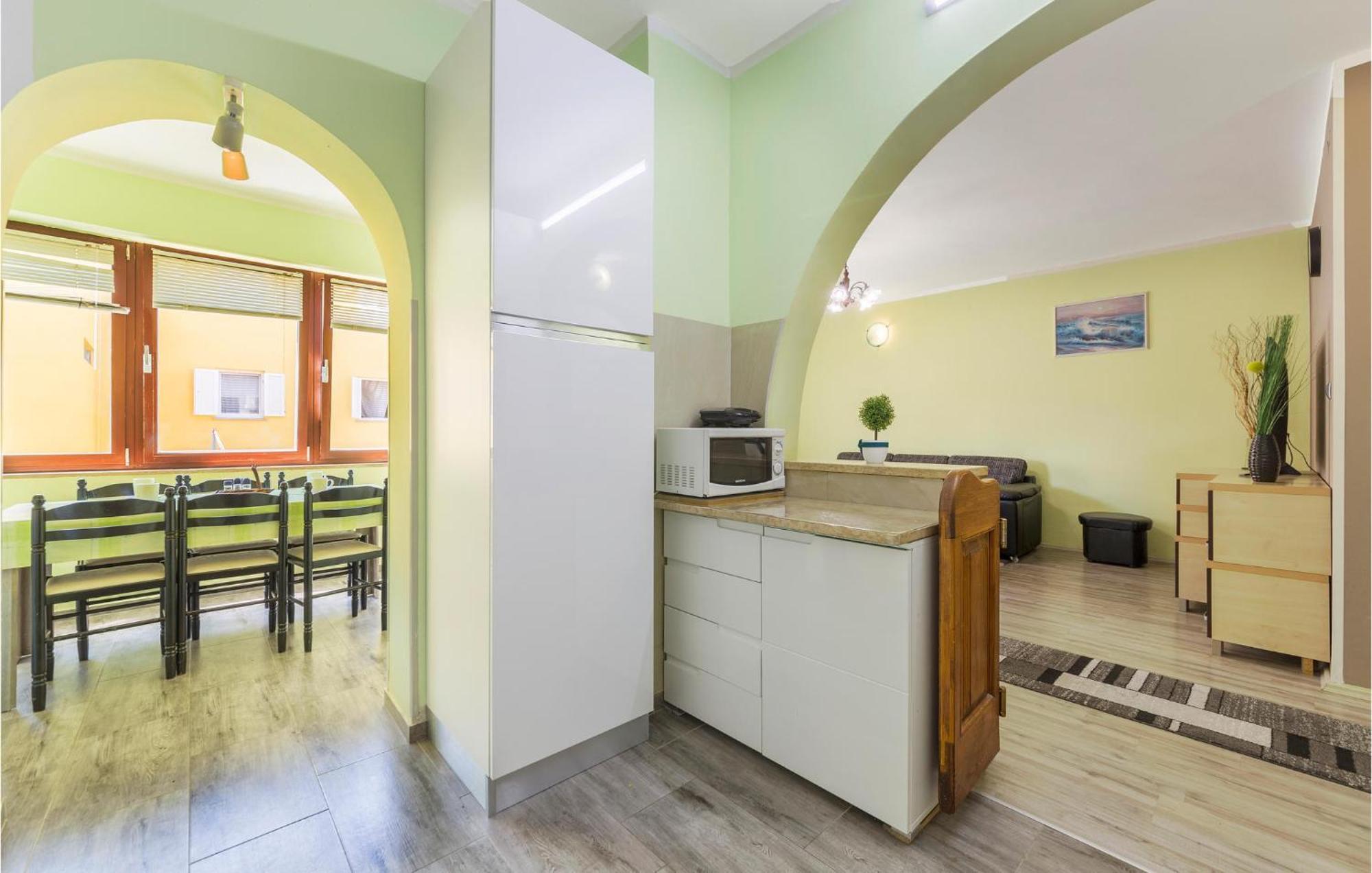 Stunning Apartment In Pula With Wifi Bagian luar foto